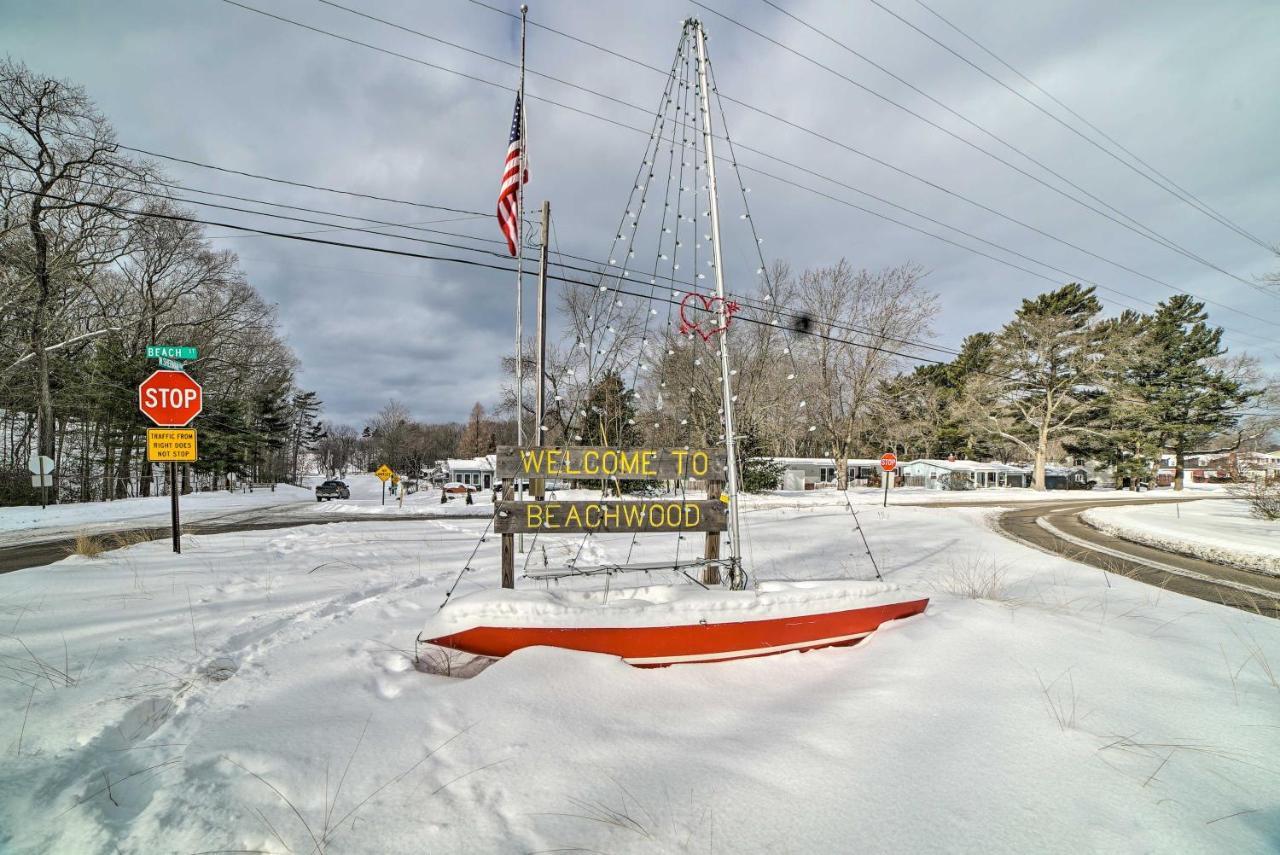 Walk To Beach Lake Michigan Getaway! Muskegon Εξωτερικό φωτογραφία