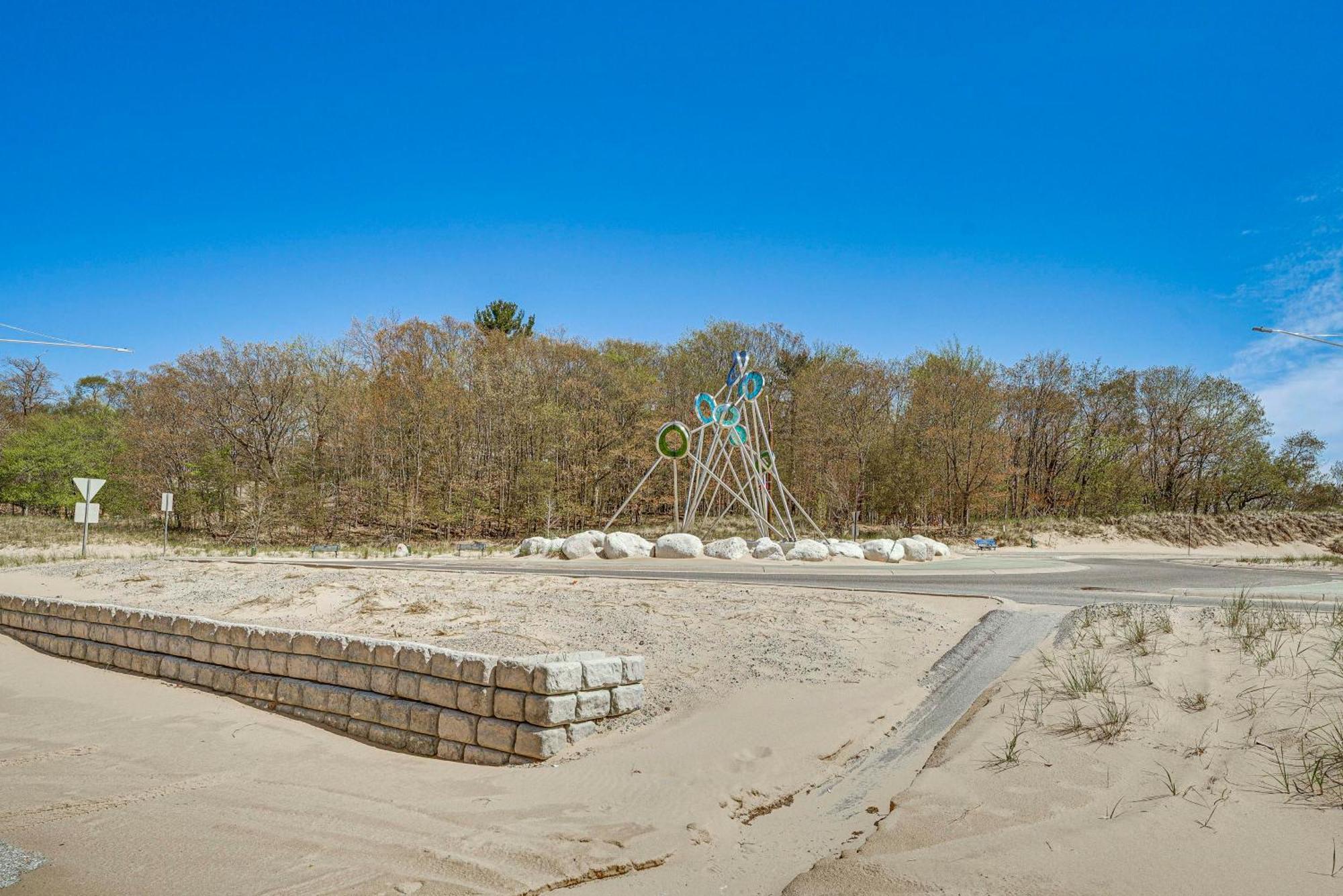 Walk To Beach Lake Michigan Getaway! Muskegon Εξωτερικό φωτογραφία