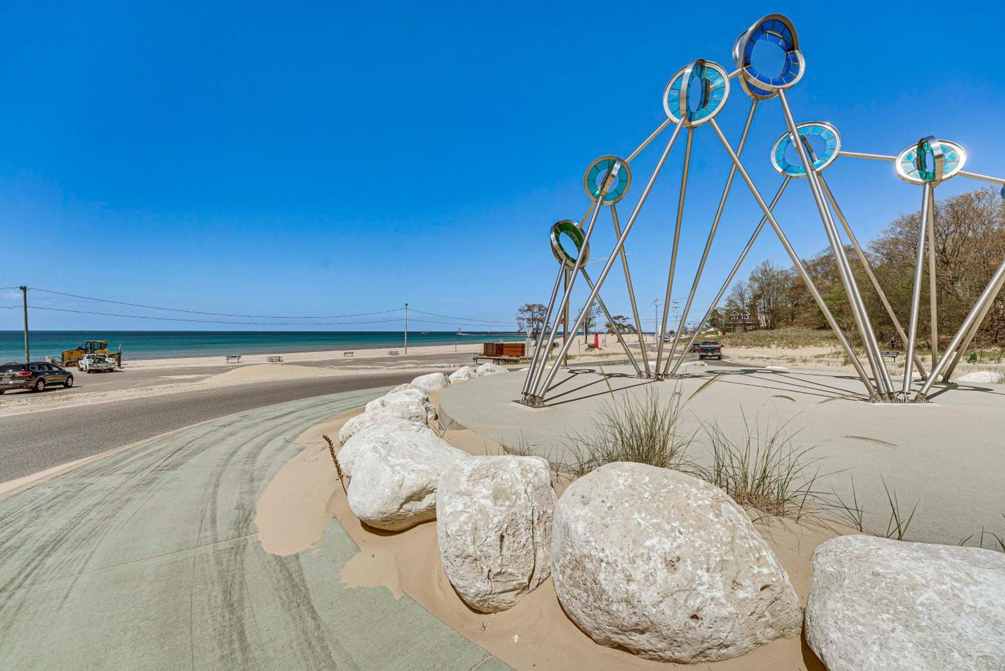 Walk To Beach Lake Michigan Getaway! Muskegon Εξωτερικό φωτογραφία